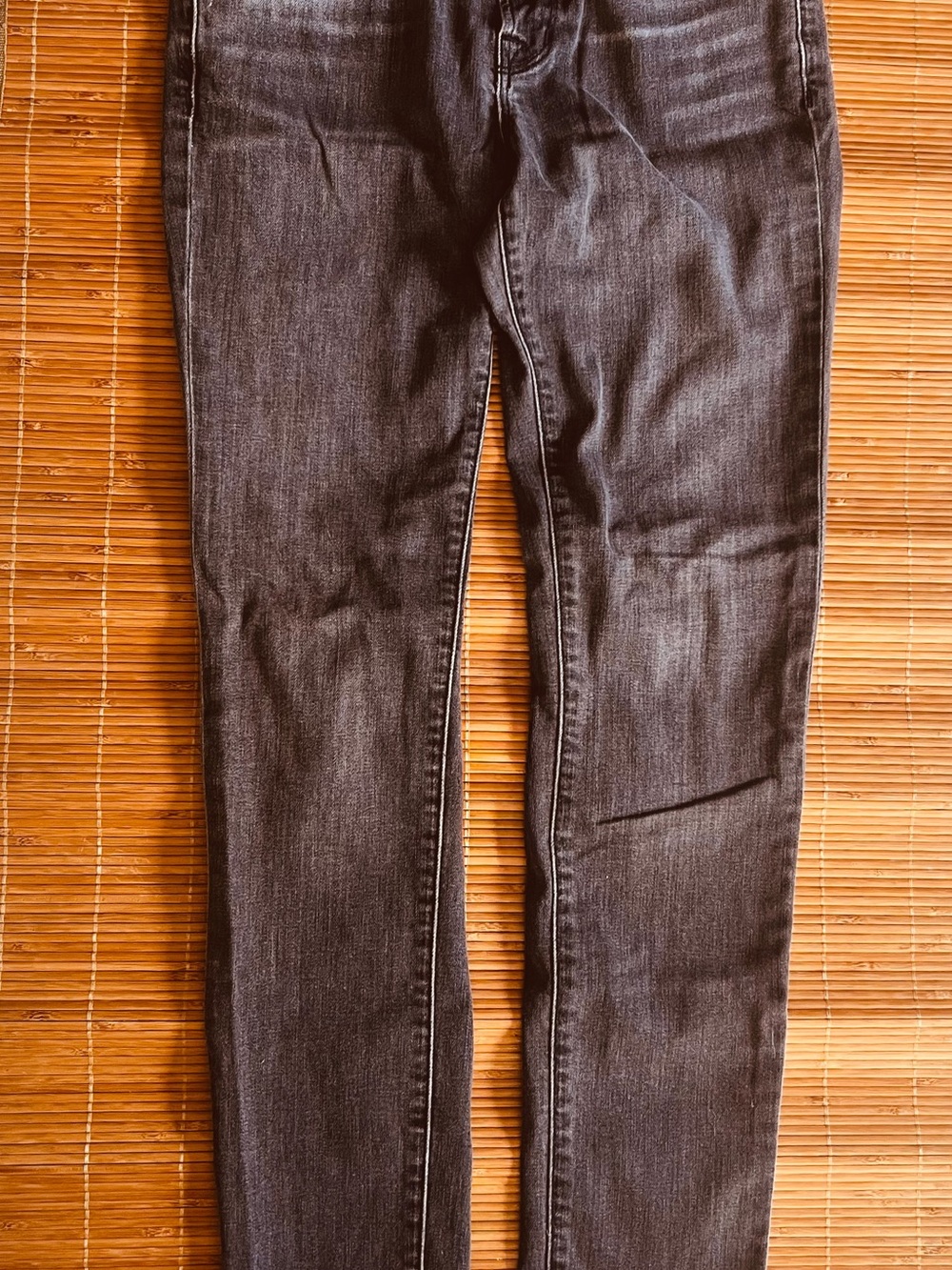 J Brand Women’s Skinny Leg Jax Jeans in Dark Gray Wash
